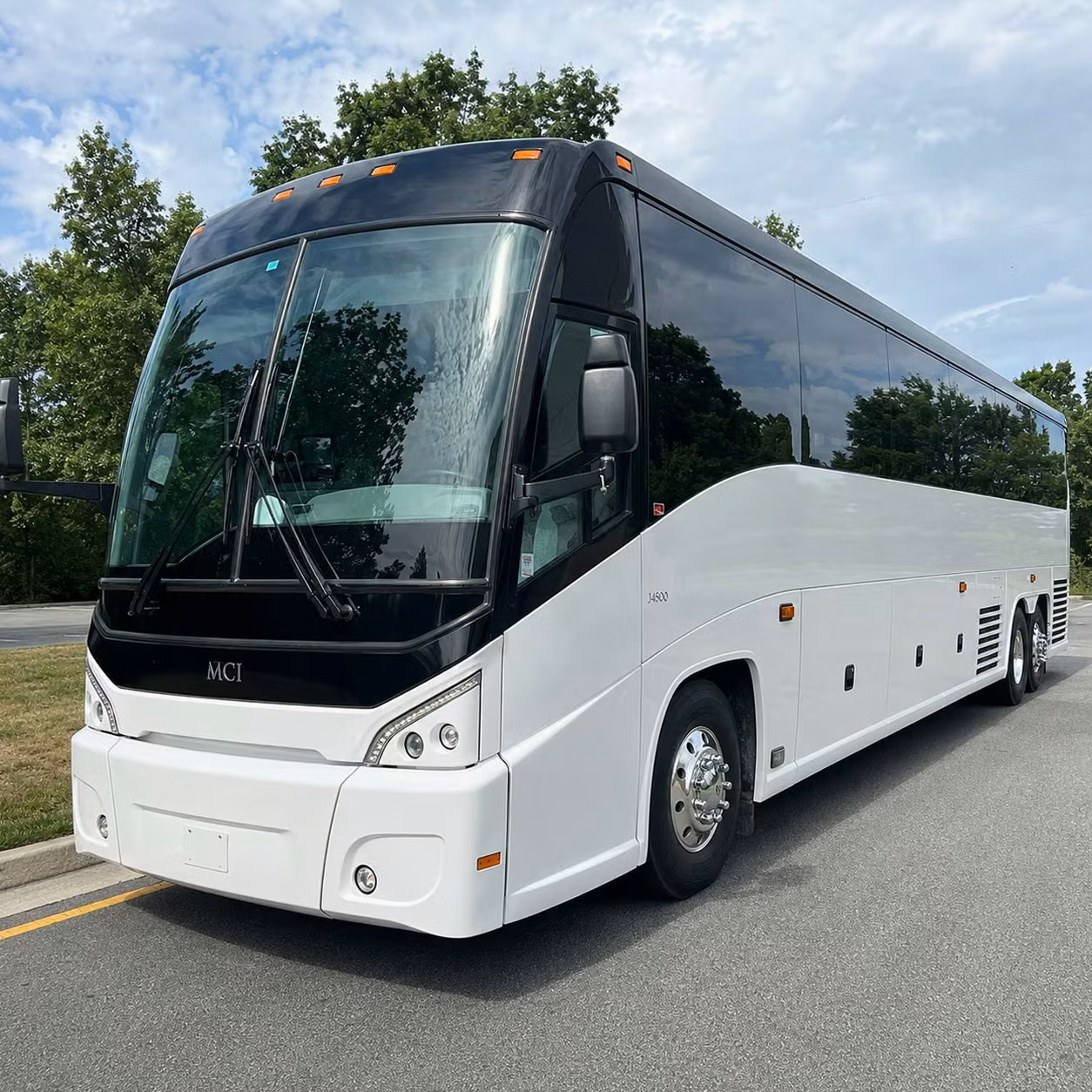 charter bus shuttle rentals for philadelphia corporate events